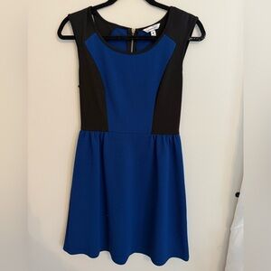 Blue and Black Sleeveless Dress